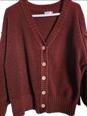 Women's Oversized V-Neck Button Cardigan Sweater - Burgundy